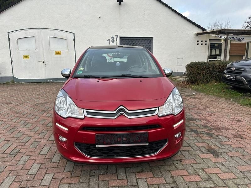Rot Gebraucht 2014 Citroën C3 Tendance Kleinwagen | 4.500 € - Bild 1/4