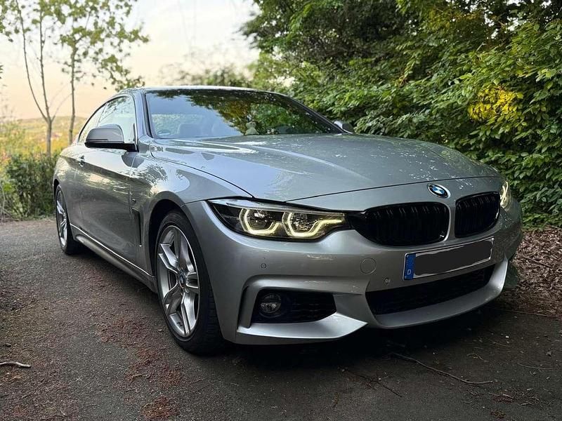 Silber Gebraucht 2017 BMW 440 M Sport Coupé | 33.999 € (Teuer) - Bild 1/4