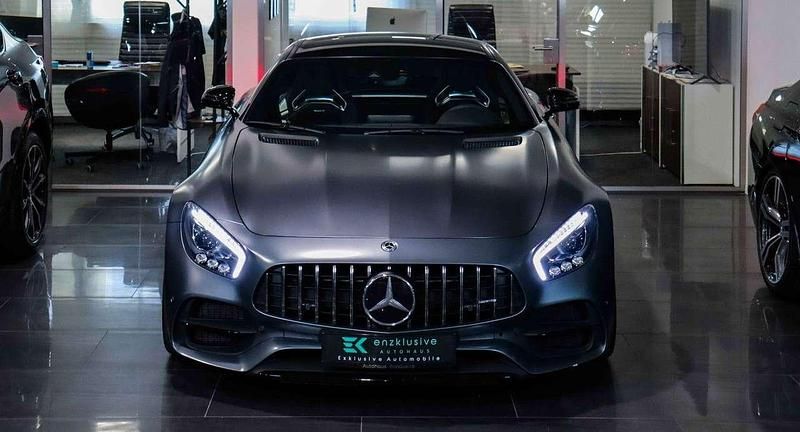 Gebraucht Mercedes AMG GT AMG 557 PS (409 kW) 2018 Amg designo magno selenitgrau Coupé