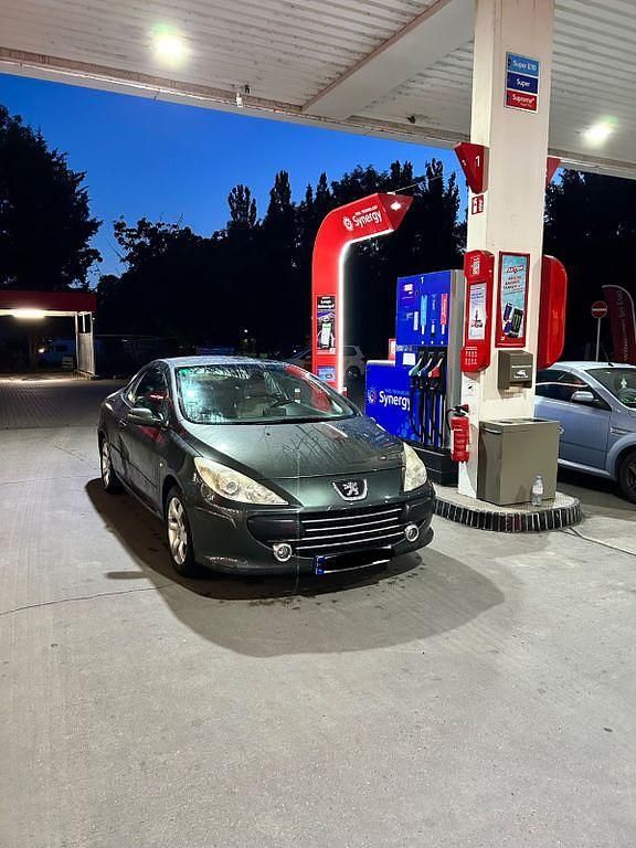 Grau Gebraucht 2005 Peugeot 307 CC Cabrio | 2.100 € (Fairer Preis) - Bild 1/4