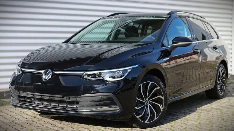 Gebraucht VW Golf VIII Style 150 PS (110 kW) 2024 Schwarz Kombi
