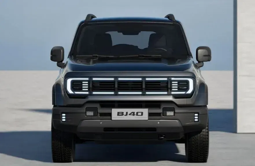 Neu Baic BJ40 162 PS (119 kW) 2026 Schwarz SUV