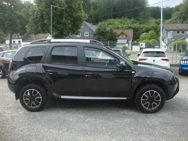Gebraucht Dacia Duster 125 PS (91 kW) 2017 Schwarz SUV