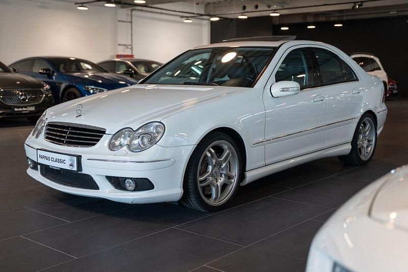 Weiß Gebraucht 2004 Mercedes C55 AMG AMG Limousine | 29.900 € (Teuer) - Bild 1/4