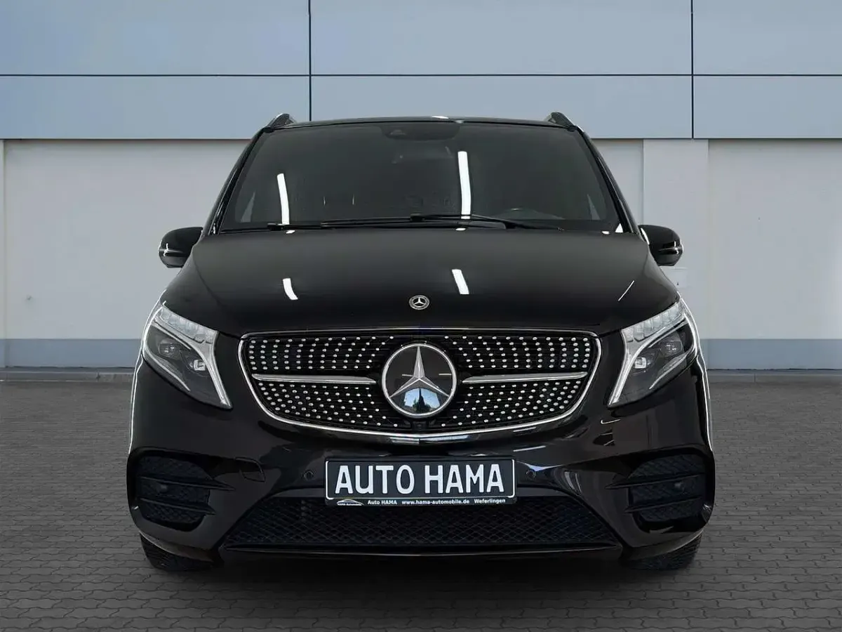 Gebraucht Mercedes V300 AMG line 239 PS (175 kW) 2021 Schwarz Van / Kleinbus