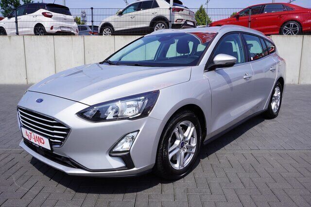 Silber Gebraucht 2020 Ford Focus Cool & Connect Kombi | 16.950 € (Fairer Preis) - Bild 1/4
