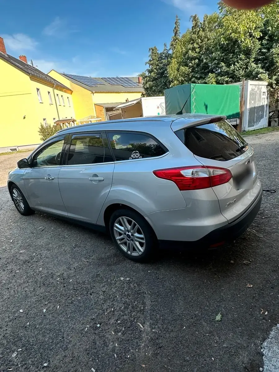 Gebraucht Ford Focus 125 PS (91 kW) 2013 Silber Kombi