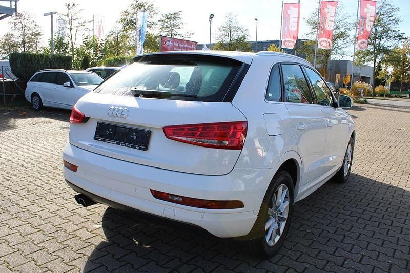 Gebraucht Audi Q3 Sport 150 PS (110 kW) 2017 Weiß SUV