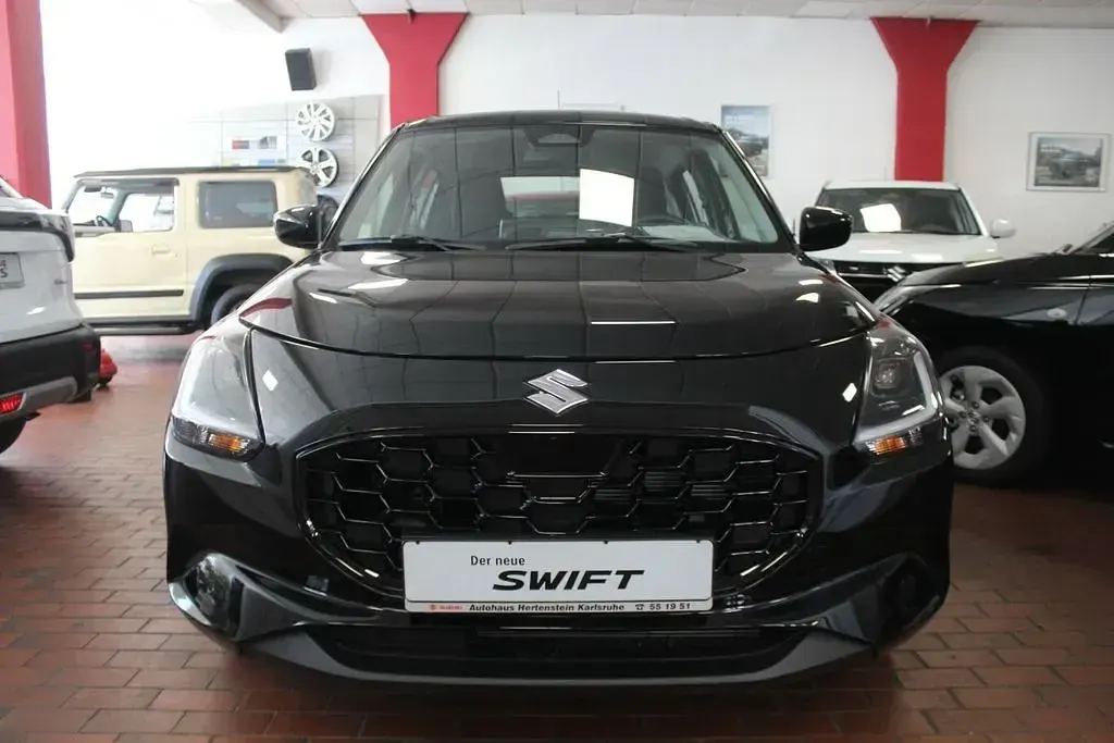 Neu Suzuki Swift Club 83 PS (61 kW) 2025 Weiß Kleinwagen