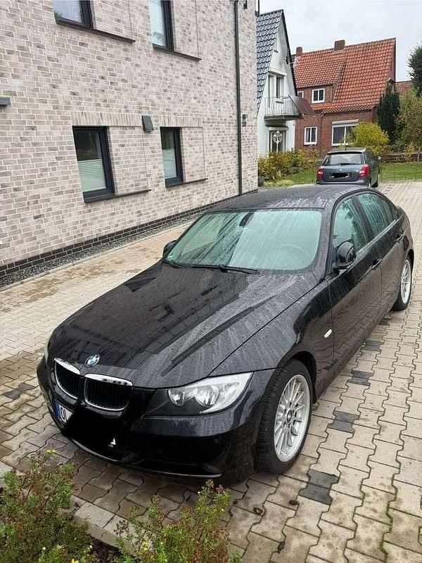 Gebraucht 2006 BMW 320 Limousine | 4.950 € (Fairer Preis) - Bild 1/4
