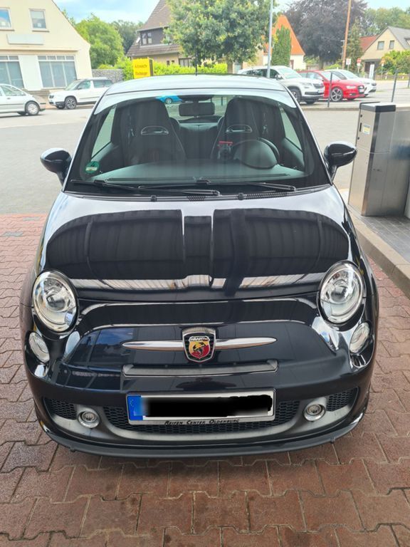 Schwarz Gebraucht 2015 Abarth 595 Turismo Kleinwagen | 11.250 € (Guter Preis) - Bild 1/4