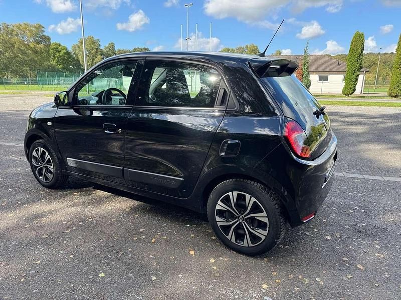 Gebraucht Renault Twingo Zen 65 PS (47 kW) 2021 Schwarz Kleinwagen