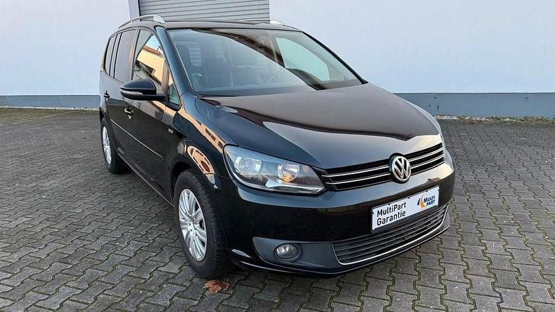 Gebraucht VW Touran Life 105 PS (77 kW) 2014 Schwarz Van / Kleinbus