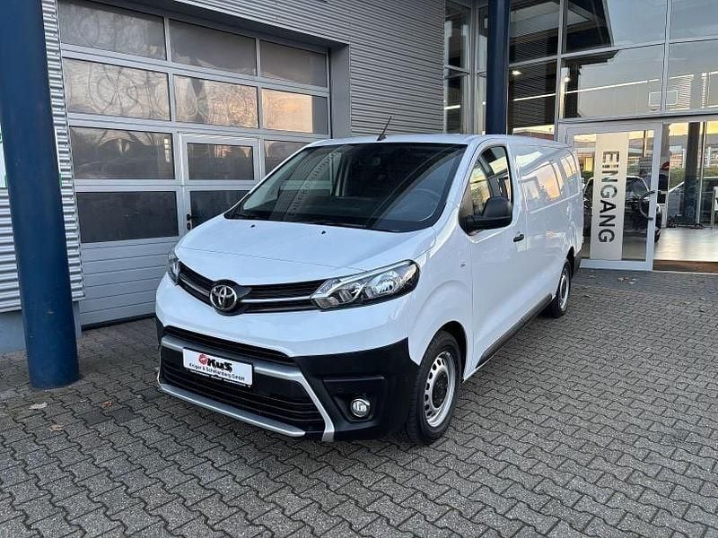 Gebraucht Toyota Proace 144 PS (105 kW) 2023 Weiß Van / Kleinbus