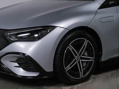 Gebraucht Mercedes EQE350 Premium 214 kW (292 PS) 2024 Silber Limousine