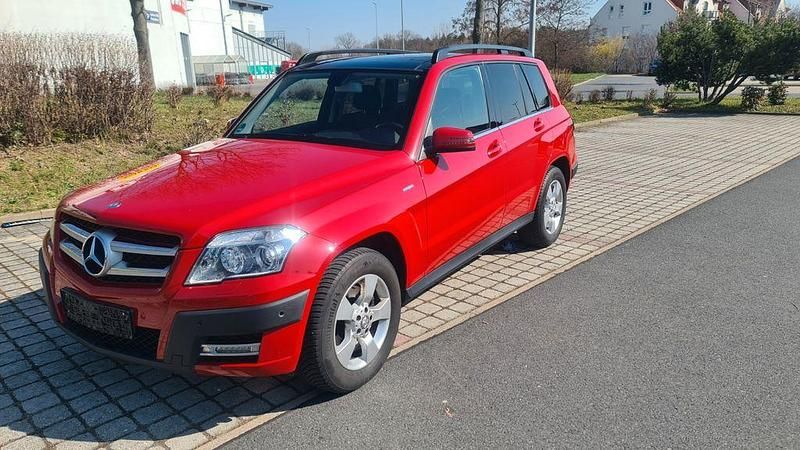 Gebraucht Mercedes GLK220 170 PS (125 kW) 2011 Rot SUV