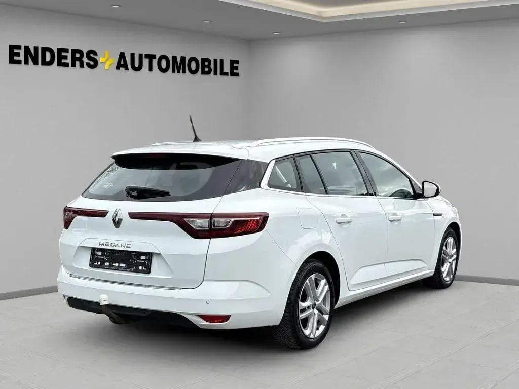 Gebraucht Renault Mégane GrandTour 140 PS (102 kW) 2019 Weiß Kombi