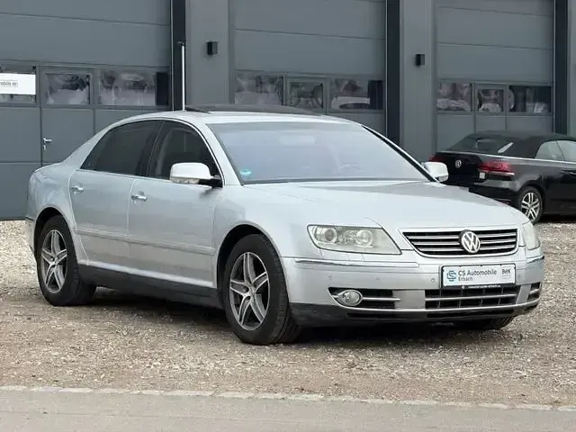 Usata VW Phaeton 239 CV (175 kW) 2008 Argento Berlina