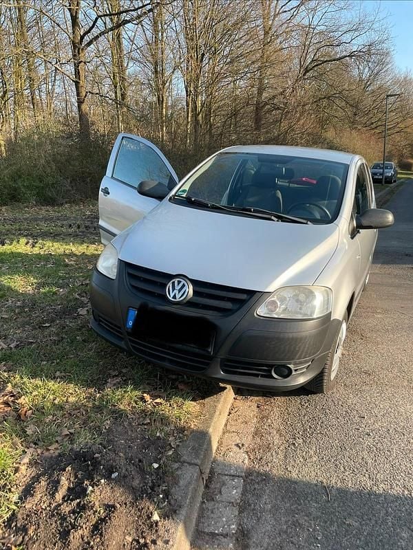 Gebraucht VW Fox 54 PS (39 kW) 2006 Silber Kleinwagen