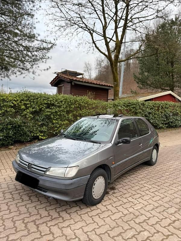 Gebraucht Peugeot 306 88 PS (64 kW) 1997 Grau Coupé