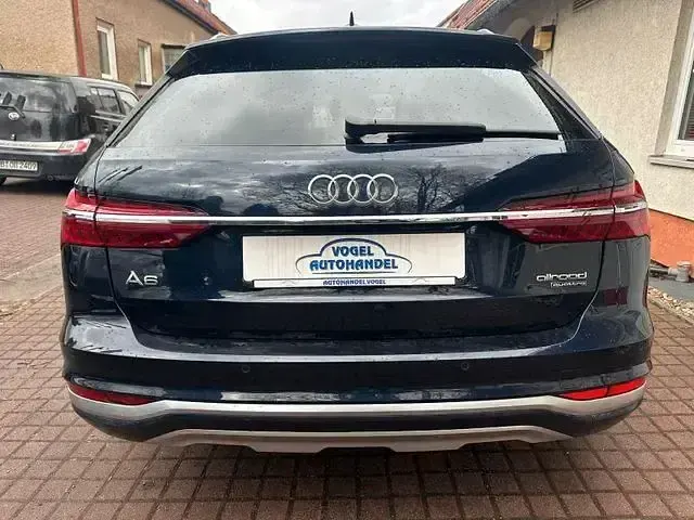Gebraucht Audi A6 Allroad Comfort 204 PS (150 kW) 2024 Blau Kombi