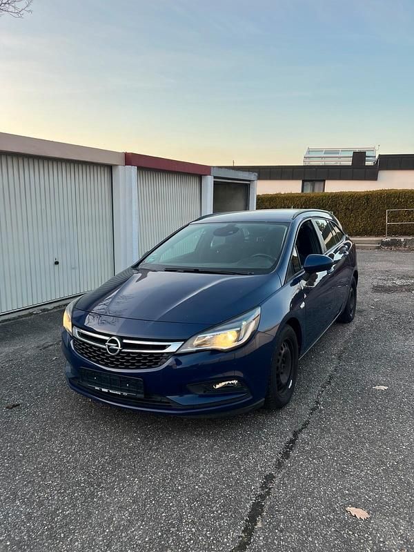 Gebraucht Opel Astra 160 PS (117 kW) 2017 Blau Kombi