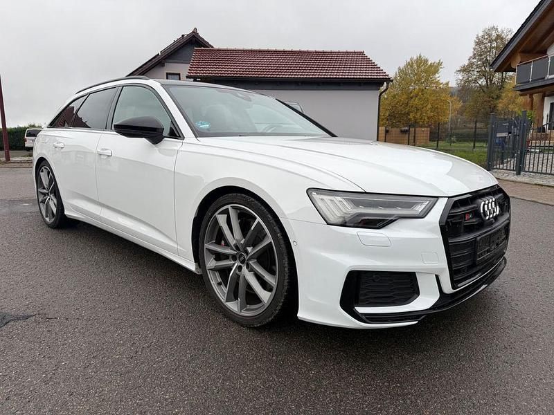 Weiß Gebraucht 2021 Audi S6 Sport Limousine | 57.999 € (Teuer) - Bild 1/4