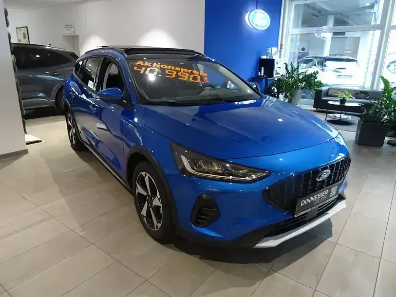 Nowe Ford Focus Active X 155 KM (114 kW) 2025 Niebieski Sedan/Limuzyna