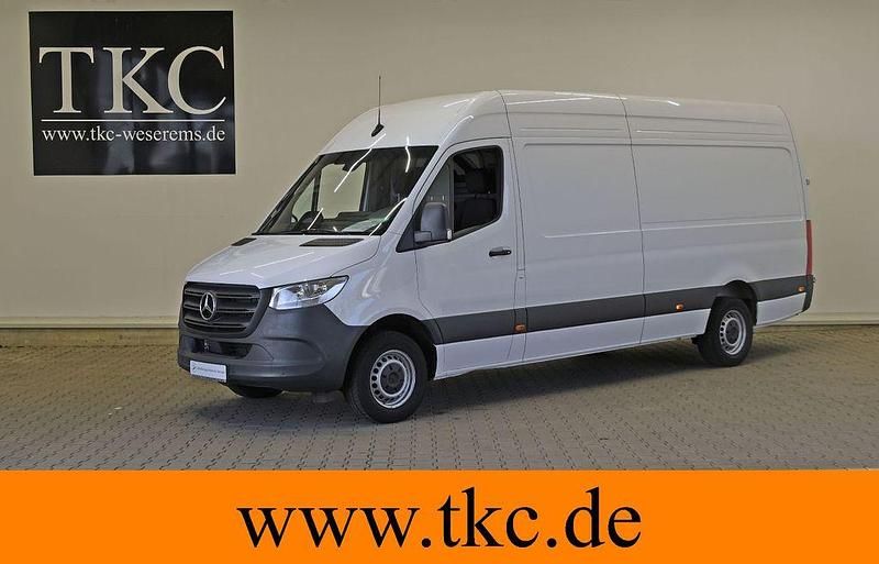 Weiß Gebraucht 2024 Mercedes Sprinter Van | 39.151 € (Fairer Preis) - Bild 1/4