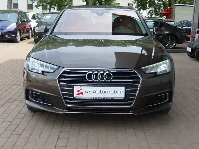 Gebraucht Audi A4 Ambiente 190 PS (139 kW) 2017 Braun Kombi