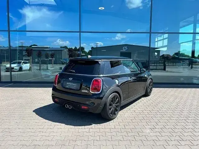 Gebraucht Mini Cooper S 192 PS (141 kW) 2019 Schwarz Kleinwagen