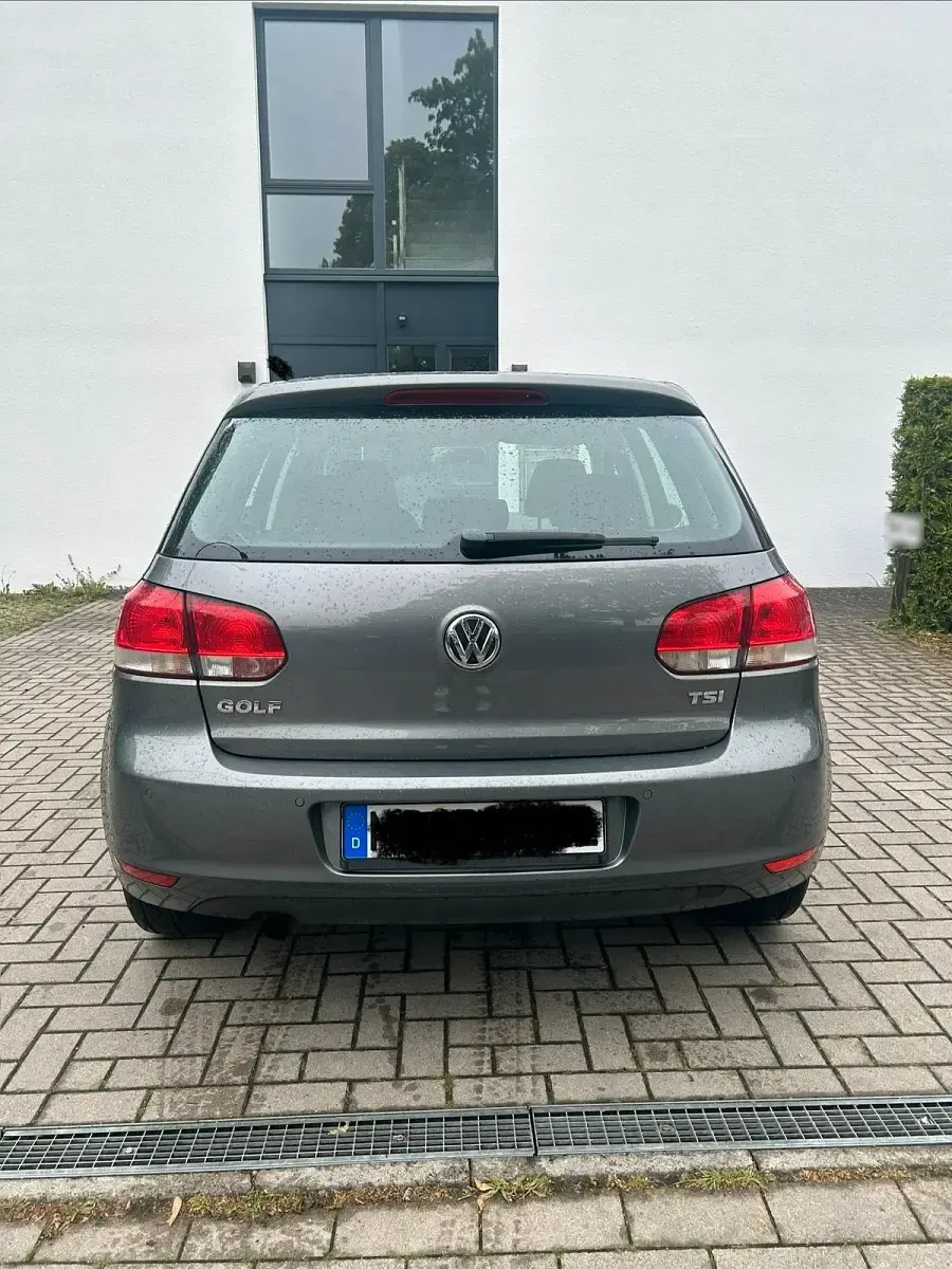 Gebraucht VW Golf VI Trendline 105 PS (77 kW) 2011 Grau Kleinwagen