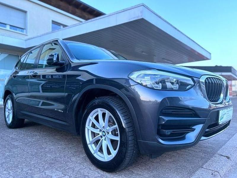 Gebraucht BMW X3 Advantage 190 PS (139 kW) 2017 Grau SUV