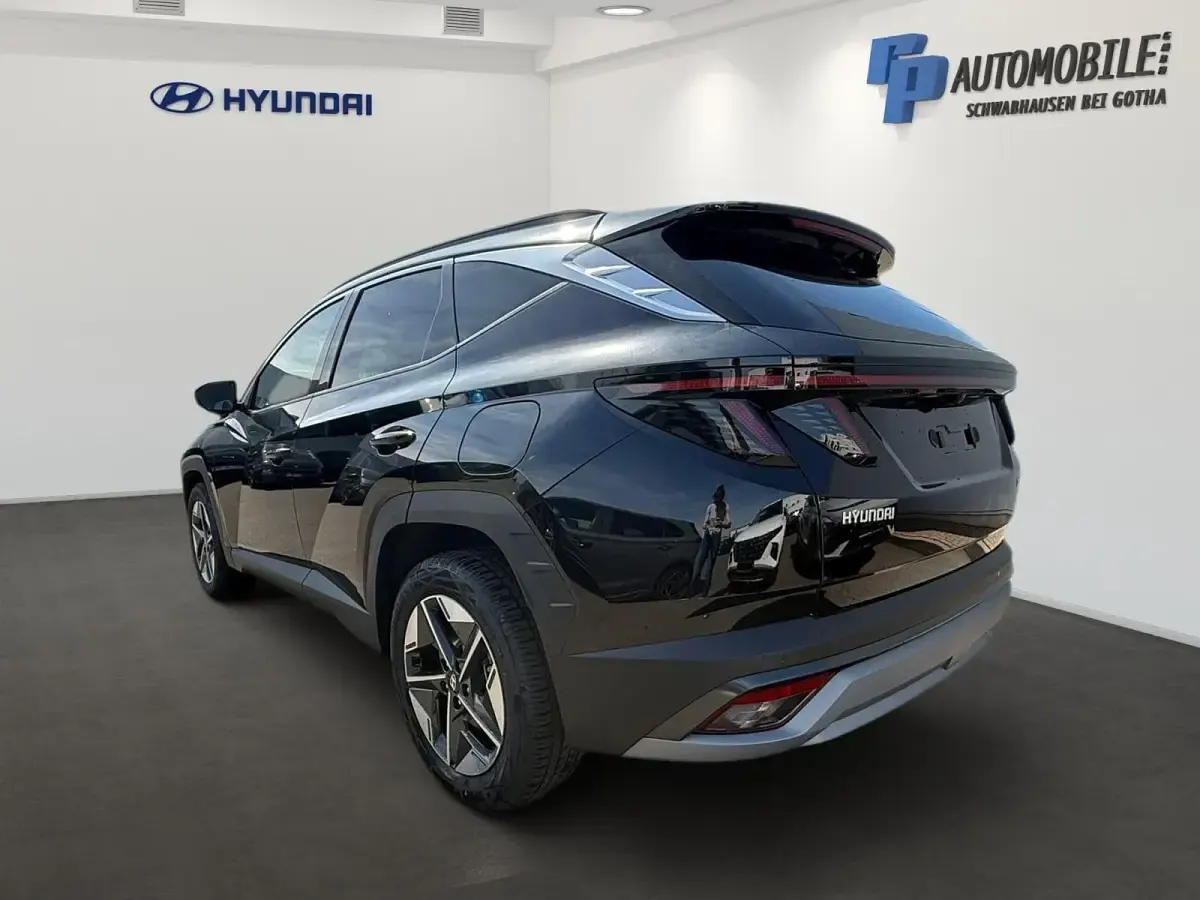 Gebraucht Hyundai Tucson Trend 218 PS (160 kW) 2024 Ecotronic grey SUV