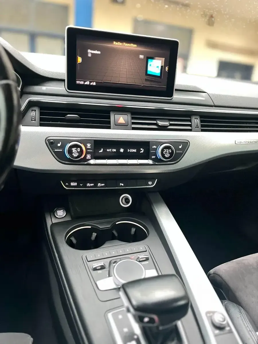 Gebraucht Audi A5 Design 218 PS (160 kW) 2017 Schwarz Coupé