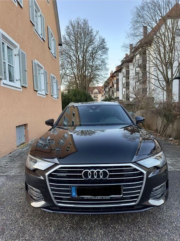 Schwarz Gebraucht 2019 Audi A6 Ambiente Kombi | 31.300 € (Superpreis) - Bild 1/4