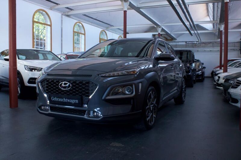 Grau Gebraucht 2020 Hyundai Kona Advantage SUV | 15.900 € (Superpreis) - Bild 1/4