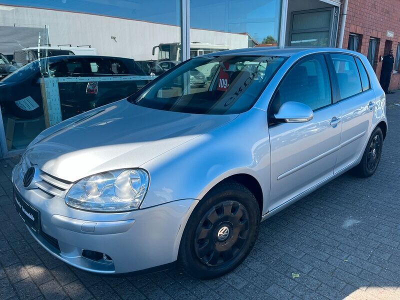 Gebraucht VW Golf V Trendline 75 PS (55 kW) 2004 Silber Kleinwagen