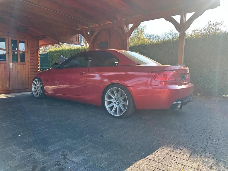 Gebraucht BMW 335 Cabriolet Performance 306 PS (225 kW) 2008 Rot Cabrio