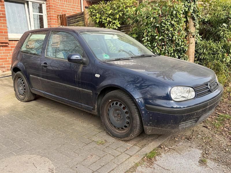 Gebraucht VW Golf IV 75 PS (55 kW) 2000 Blau Kleinwagen