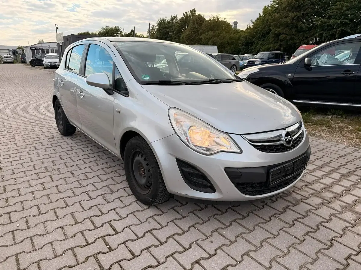 Gebraucht Opel Corsa 86 PS (63 kW) 2011 Grau Kleinwagen