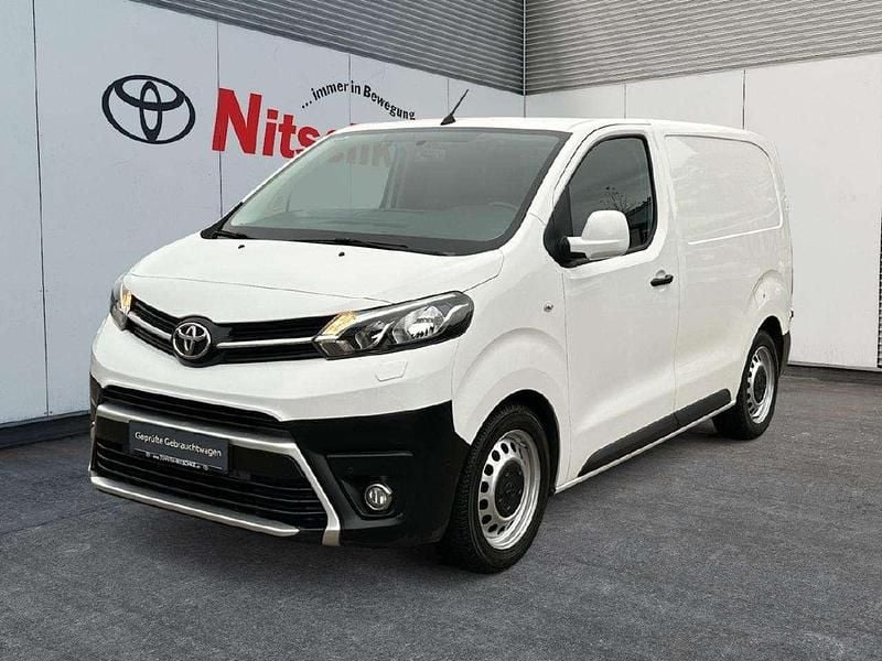 Weiß Gebraucht 2016 Toyota Proace Comfort Van | 13.990 € (Guter Preis) - Bild 1/4