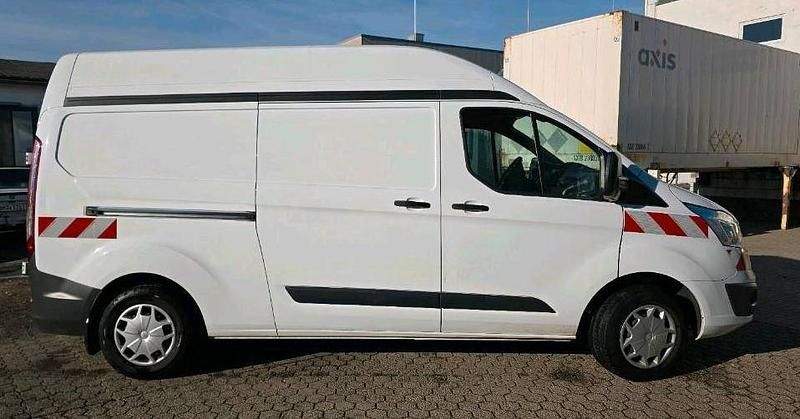 Gebraucht Ford Transit Custom 131 PS (96 kW) 2018 Weiß Van / Kleinbus