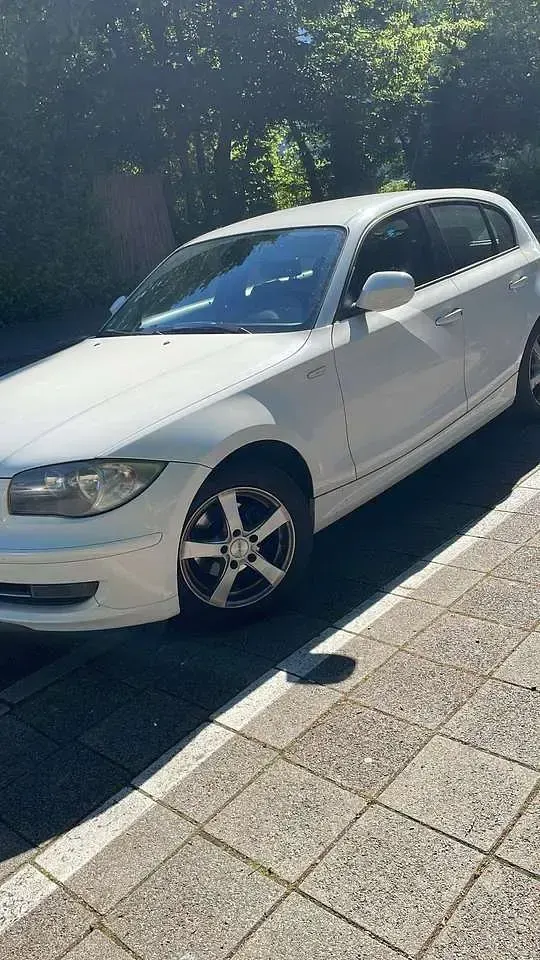 Gebraucht BMW 116 116 PS (85 kW) 2011 Kleinwagen