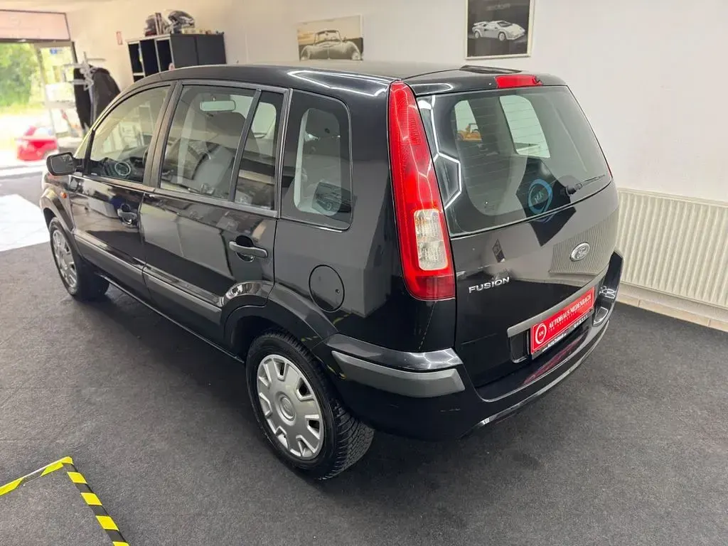 Gebraucht Ford Fusion 75 PS (55 kW) 2007 Schwarz Kleinwagen
