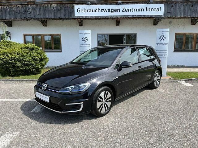 Gebraucht VW e-Golf Comfortline 100 kW (136 PS) 2020 Deep black perleffekt Kleinwagen
