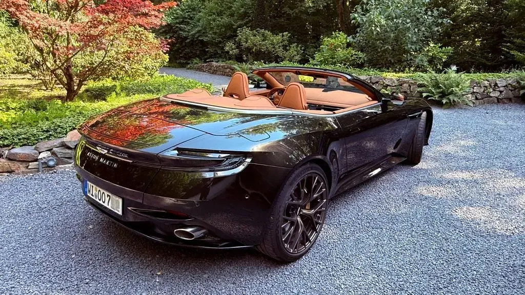 Gebraucht Aston Martin DB12 680 PS (500 kW) 2024 Grün Cabrio