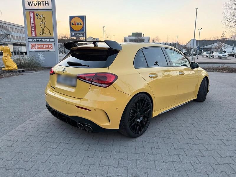 Gebraucht Mercedes A35 AMG 306 PS (225 kW) 2019 Gelb Limousine