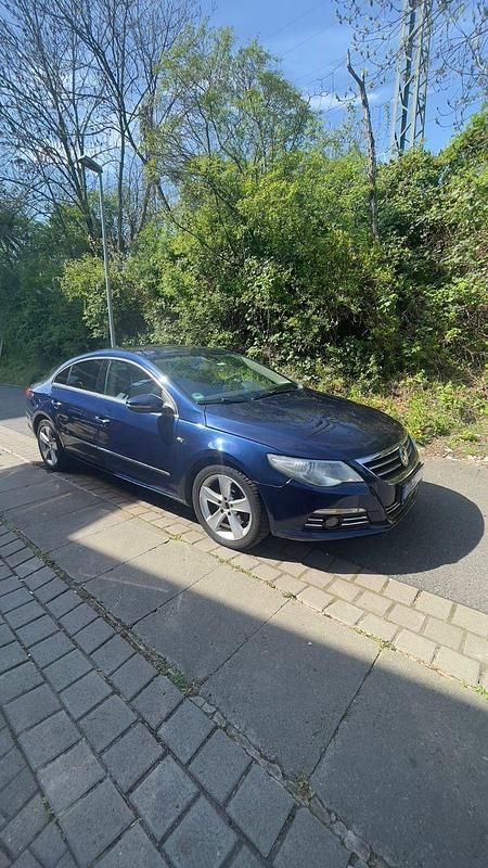 Gebraucht VW Passat 170 PS (125 kW) 2010 Blau Coupé