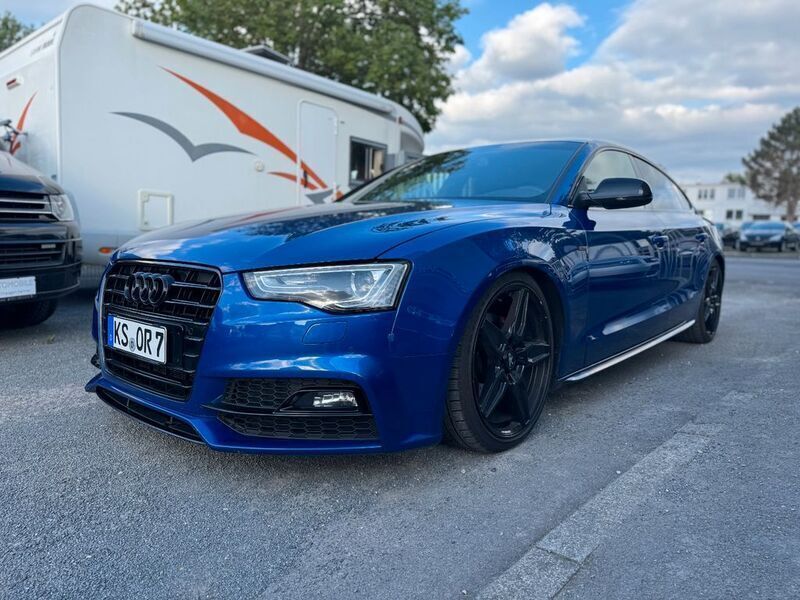 Blau Gebraucht 2017 Audi A5 Sportback S-Line Limousine | 15.999 € (Superpreis) - Bild 1/4